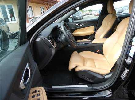 Volvo - V60