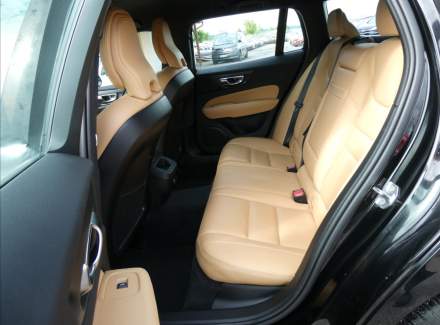 Volvo - V60