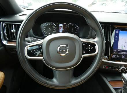 Volvo - V60