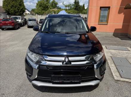 Mitsubishi - Outlander