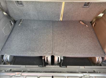 Mitsubishi - Outlander