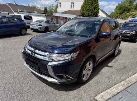 Mitsubishi - Outlander