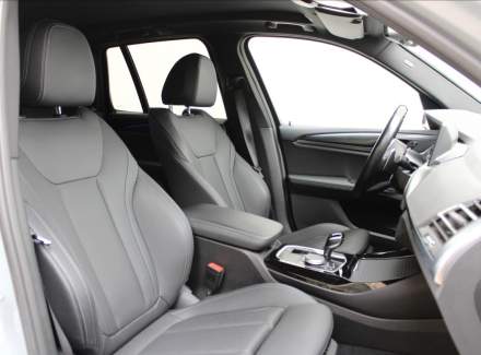 BMW - X3