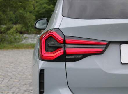 BMW - X3