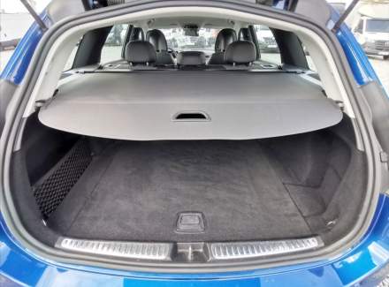 Mercedes-Benz - C-class