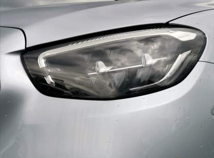 Mercedes-Benz - E-class