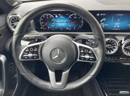 Mercedes-Benz - CLA