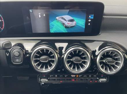 Mercedes-Benz - CLA