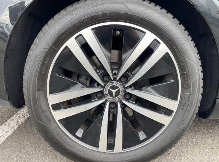 Mercedes-Benz - CLA