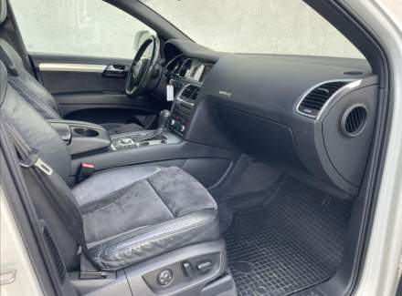 Audi - Q7
