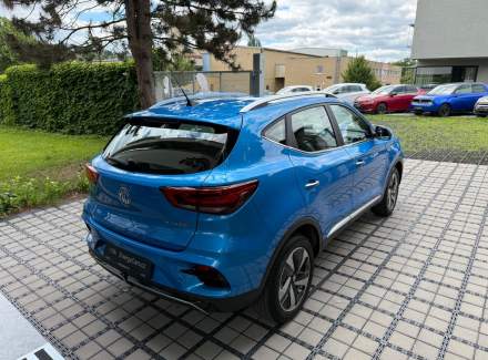 MG - ZS