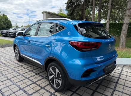 MG - ZS