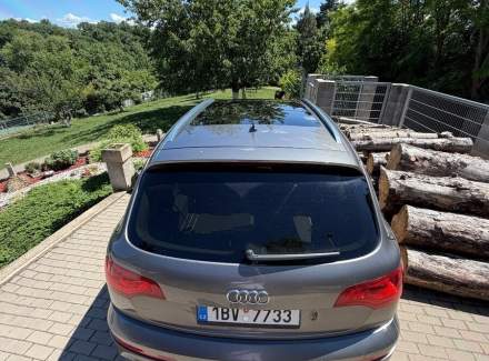 Audi - Q7