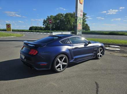 Ford - Mustang