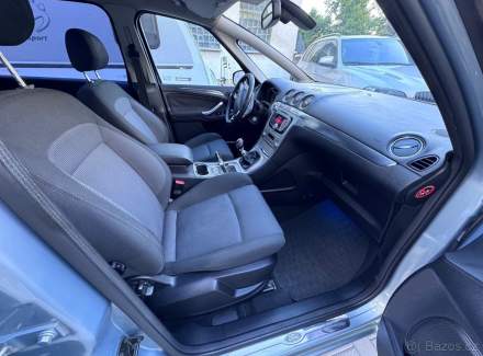 Ford - S-MAX