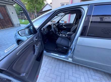 Ford - S-MAX