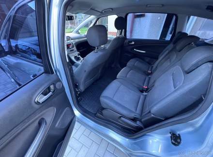 Ford - S-MAX