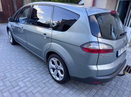 Ford - S-MAX