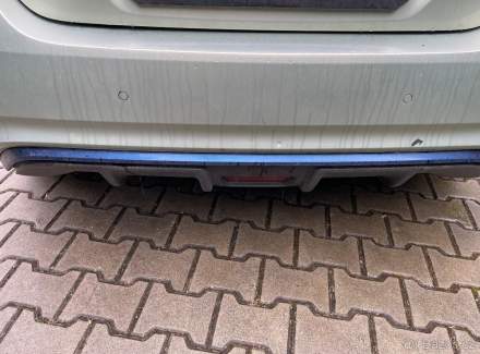 Nissan - Leaf