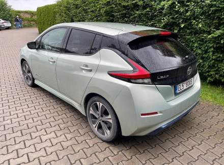 Nissan - Leaf