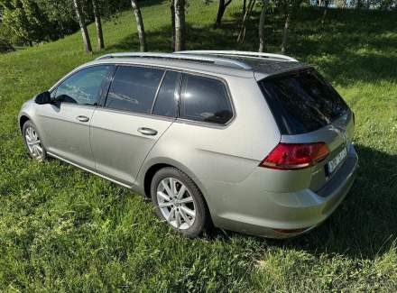 Volkswagen - Golf