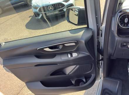 Mercedes-Benz - Vito