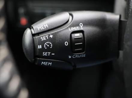 Peugeot - 308