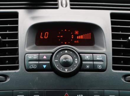 Mercedes-Benz - Viano
