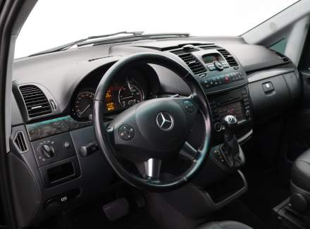 Mercedes-Benz - Viano