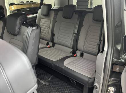 Volkswagen - Caravelle