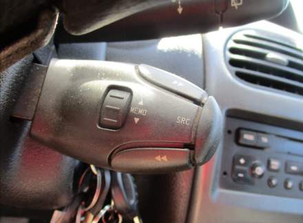 Peugeot - 206
