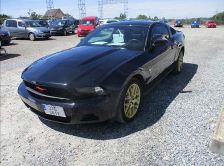 Ford - Mustang