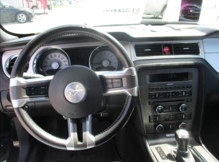 Ford - Mustang