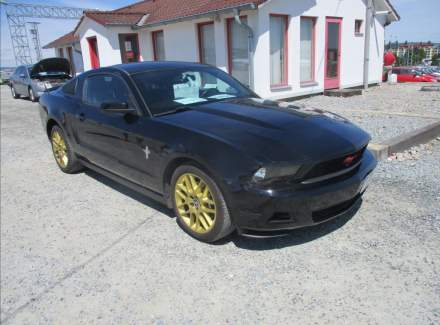 Ford - Mustang