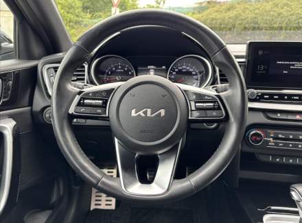Kia - XCeed