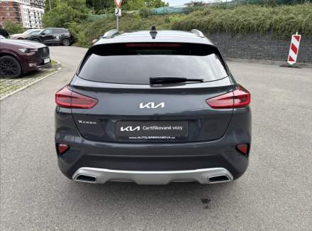 Kia - XCeed