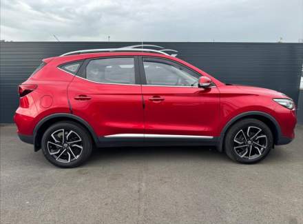 MG - ZS