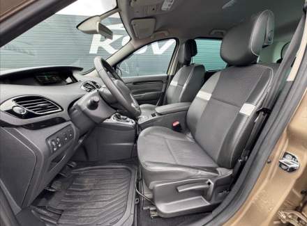 Renault - Megane