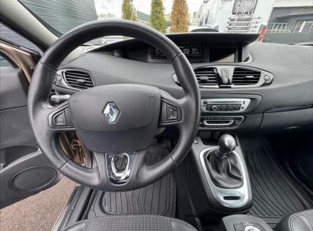 Renault - Megane