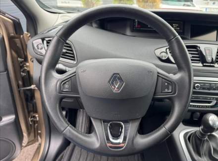 Renault - Megane