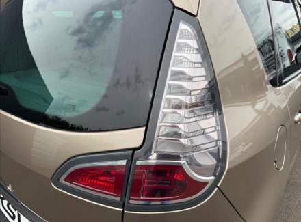 Renault - Megane