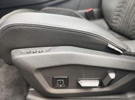 Peugeot - 3008