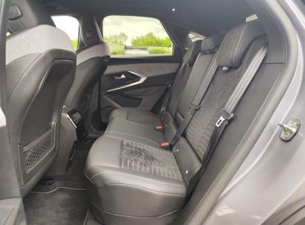 Peugeot - 3008