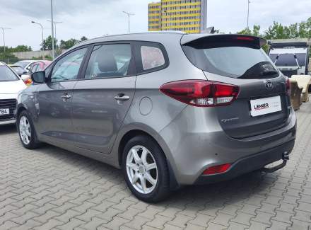Kia - Carens