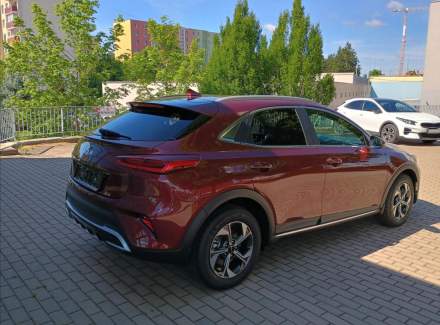 Kia - XCeed