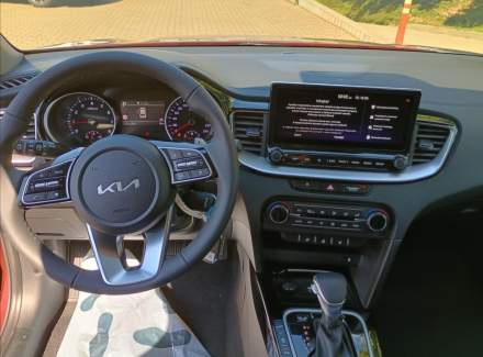 Kia - XCeed