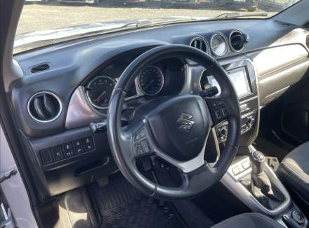 Suzuki - Vitara