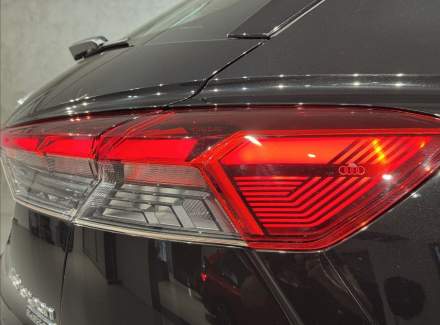 Audi - Q4 e-tron