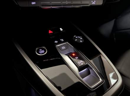 Audi - Q4 e-tron