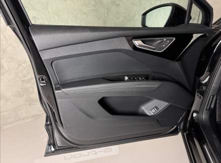 Audi - Q4 e-tron